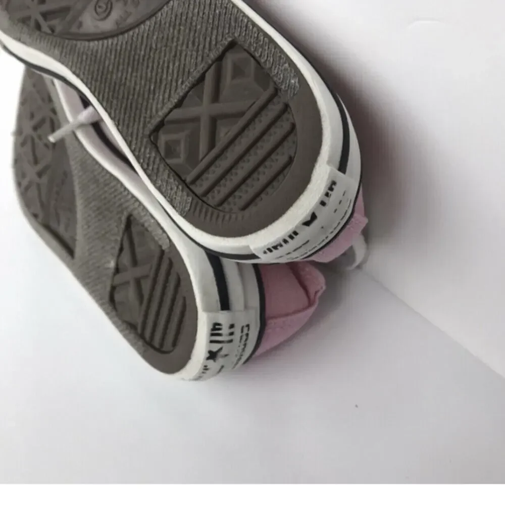 Converse Chuck Taylor All Stars Size 2